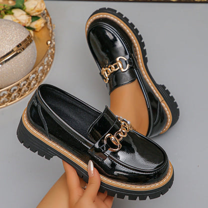 Step into Vintage Comfort – Every Step Feels Like Home!